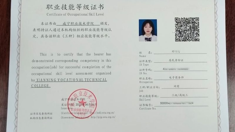 店铺装修费用主要由以下几个方面构成：